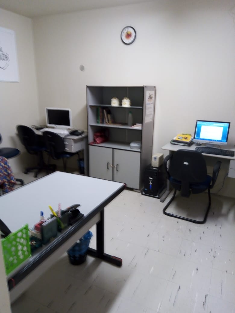 Imagem: SALA
DO COMITÊ DE ÉTICA EM PESQUISA COM SERES HUMANOS